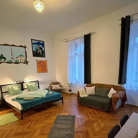 Napartman Ξενοδοχείο με διαμερίσματα Πετς